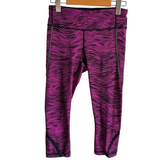 Lululemon On Track Crop (19") US 4 Life Lines Polar Pink Black / Black - Picture 4 of 12